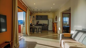 Casa Mimosa | Cozinha privada | Fogão, cooktop, torradeira, liquidificador