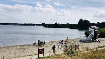 Zuiderstrand IJsselmeer 3min. by car
