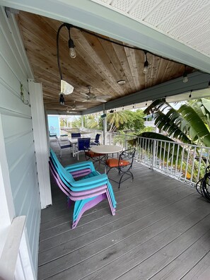 Outdoor dining - Special Rate Available September 2026 book now (Summerland Key)