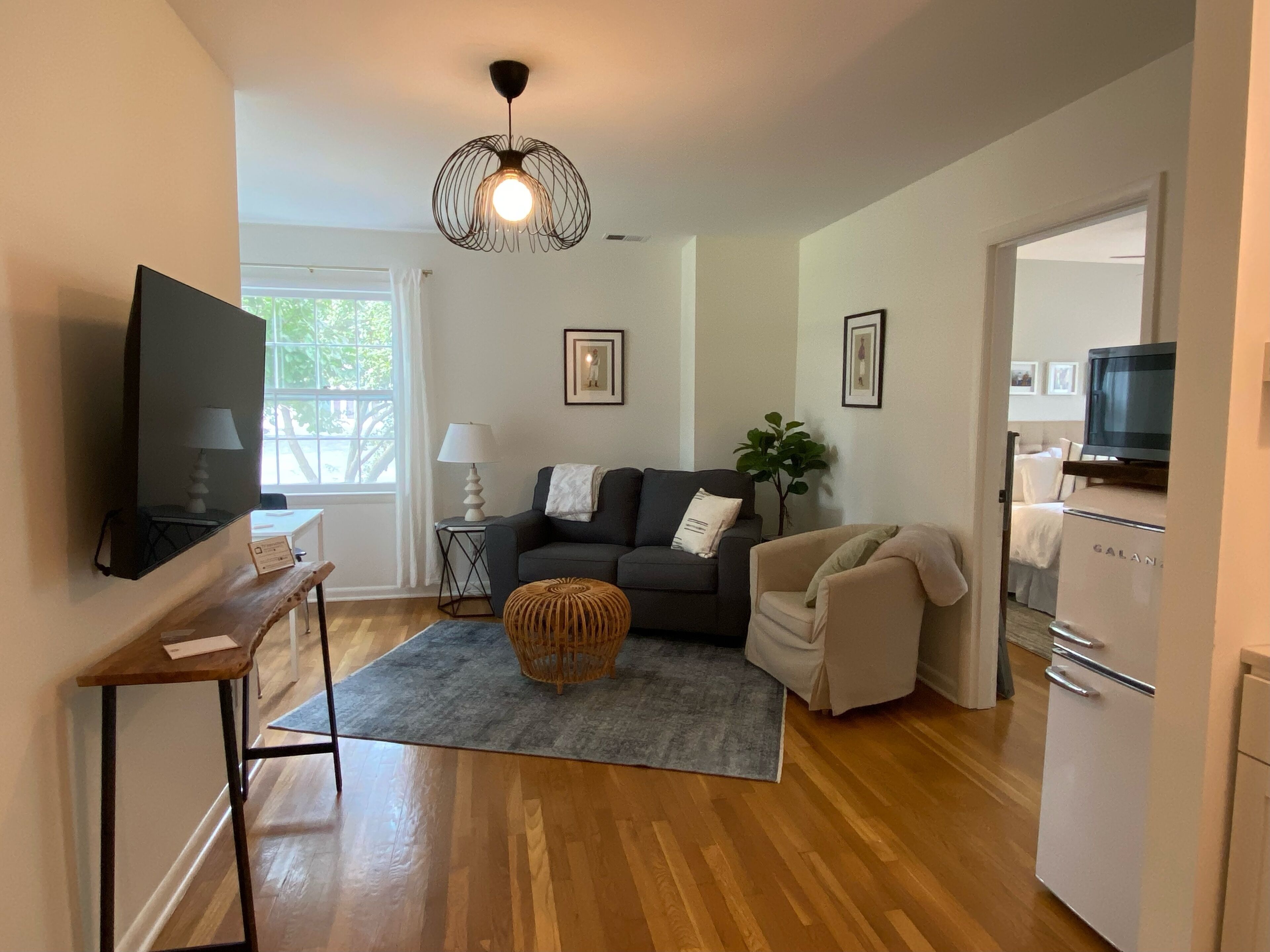 Luxury Suite, 1 Bedroom, Non Smoking, Kitchenette | Premium bedding, down comforters, pillowtop beds, individually decorated