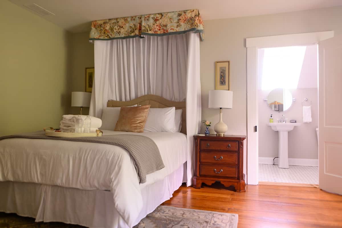 Suite Luxe | 1 chambre, literie de qualité supérieure, couette en duvet d'oie