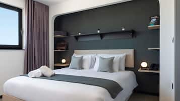 Apartment, 1 Bedroom | 1 bilik tidur, cadar kapas Mesir, peralatan tempat tidur premium