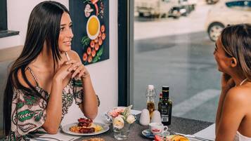 Breakfast, lunch, dinner served; Mediterranean cuisine