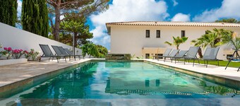 LUXURIOUS NEW VILLA 4 BEDROOMS HEATED POOL 8 PERSONS