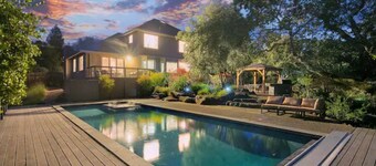 Villa Annadel - Stunning 5 Bedroom with a Pool