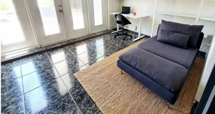 Cozy suite with separate entrance.