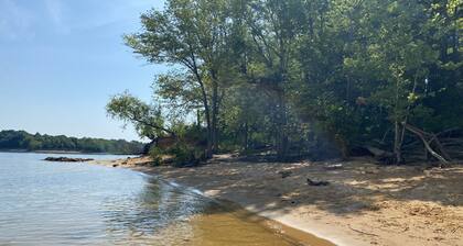 Lakefront Diamond on The Rough