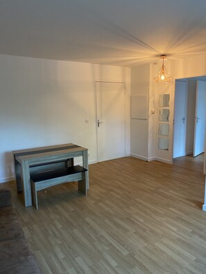 Interior - Superbe Appartement Près du Stade de France (Saint-Denis)
