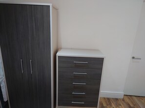 Interior - City Sparrow Apartments - Nest 12W (London)