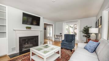 TV connectée, cheminée