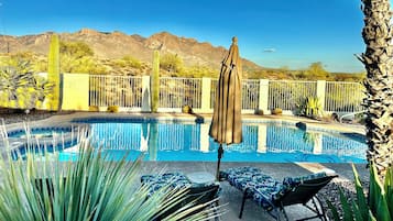 Lämmitetty uima-allas