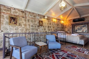 Meissa | 1 quarto, roupas de cama premium, quartos à prova de som