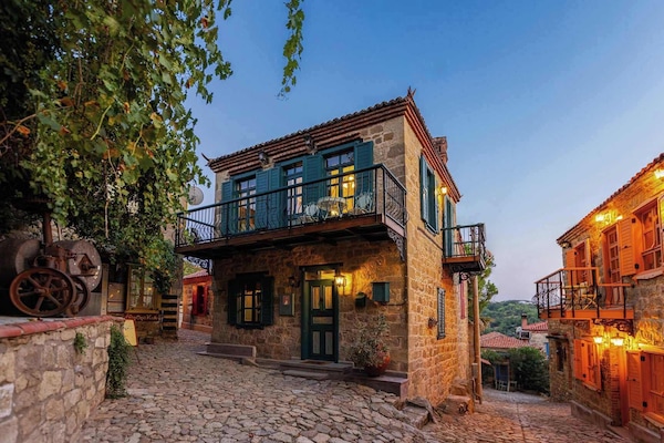 Saiph Tas Evi | Vista dalla camera