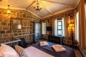 Literie de qualité supérieure, chambres insonorisées, Wi-Fi gratuit