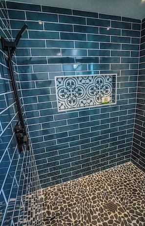 Shower, towels, soap, shampoo