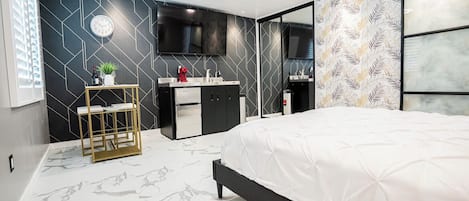 1 多间卧室、免费 WiFi、床单