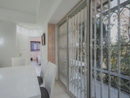 Abarbanel 2 bedroom rental