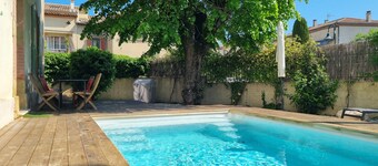 Le vieux tilleul - spacious villa in the heart of a village near Uzès