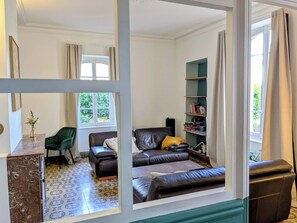 Smart TV, video games, DVD player, table football