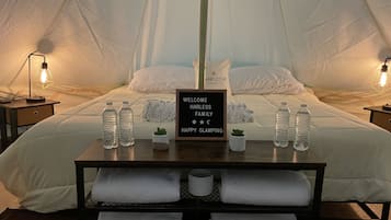 1 habitación y ropa de cama