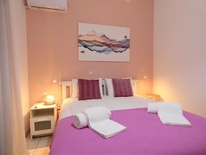 1 bedroom, in-room safe, iron/ironing board, free WiFi