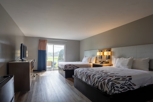 Colonial Brick Inn & Suites