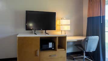 Superior Double Room | Iron/ironing board, WiFi (free), bed sheets