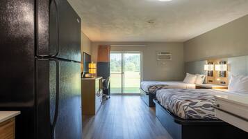 Superior Double Room | Iron/ironing board, WiFi (free), bed sheets