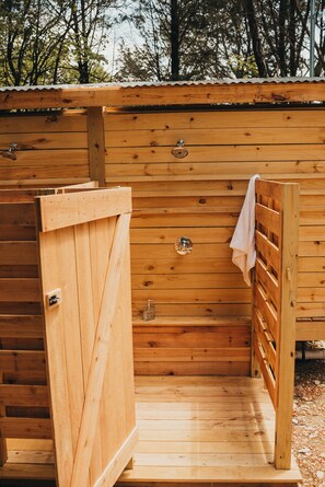 Sauna - Lakefront Glamping Resort Cherokee Lake Tennessee Site 4 (Mooresburg)