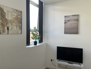 Interior - Wakefield City apartment (Wakefield)