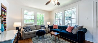 The Charmer, Super Close to UT + Downtown