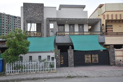 Luscious & Modern 3 Bedrooms Family House