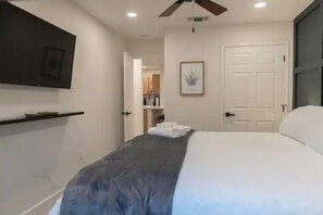 3 Schlafzimmer, Bügeleisen/Bügelbrett, Reisekinderbett, kostenloses WLAN