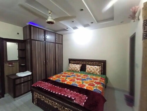 Cheerful 3 Bedrooms Newly Furnished Family House