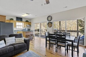 Smart TV, fireplace, video games