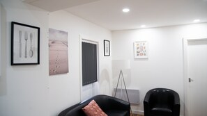 Interior - Easy access property in the heart of Wakefield (Wakefield)