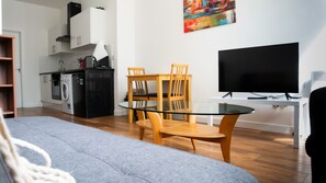 Interior - Easy access property in the heart of Wakefield (Wakefield)