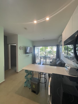 TV - NEW OCEAN FRONT CONDO 2BR 2BATH full amenities (Bejuco)