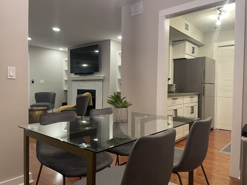 Luxury Vinings Condo - 5 mi from Truist Park