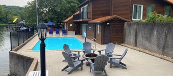 Amazing 5 bedroom, 4 bath home with Private Pool & Dock located in a great cove.