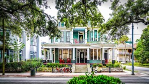 Fachada da propriedade