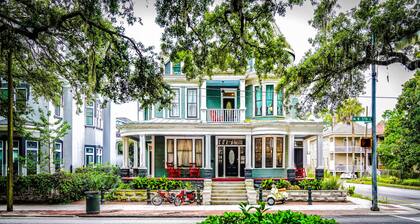 Isetta Inn (Boutique Inn)