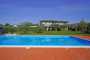 Apartment | 2 bedrooms, WiFi - Lina s Apartment in Moniga del Garda (Moniga del Garda)