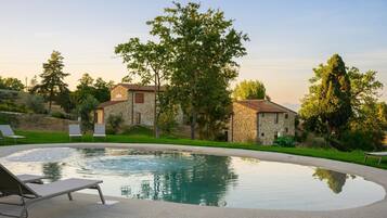 Piscina all'aperto