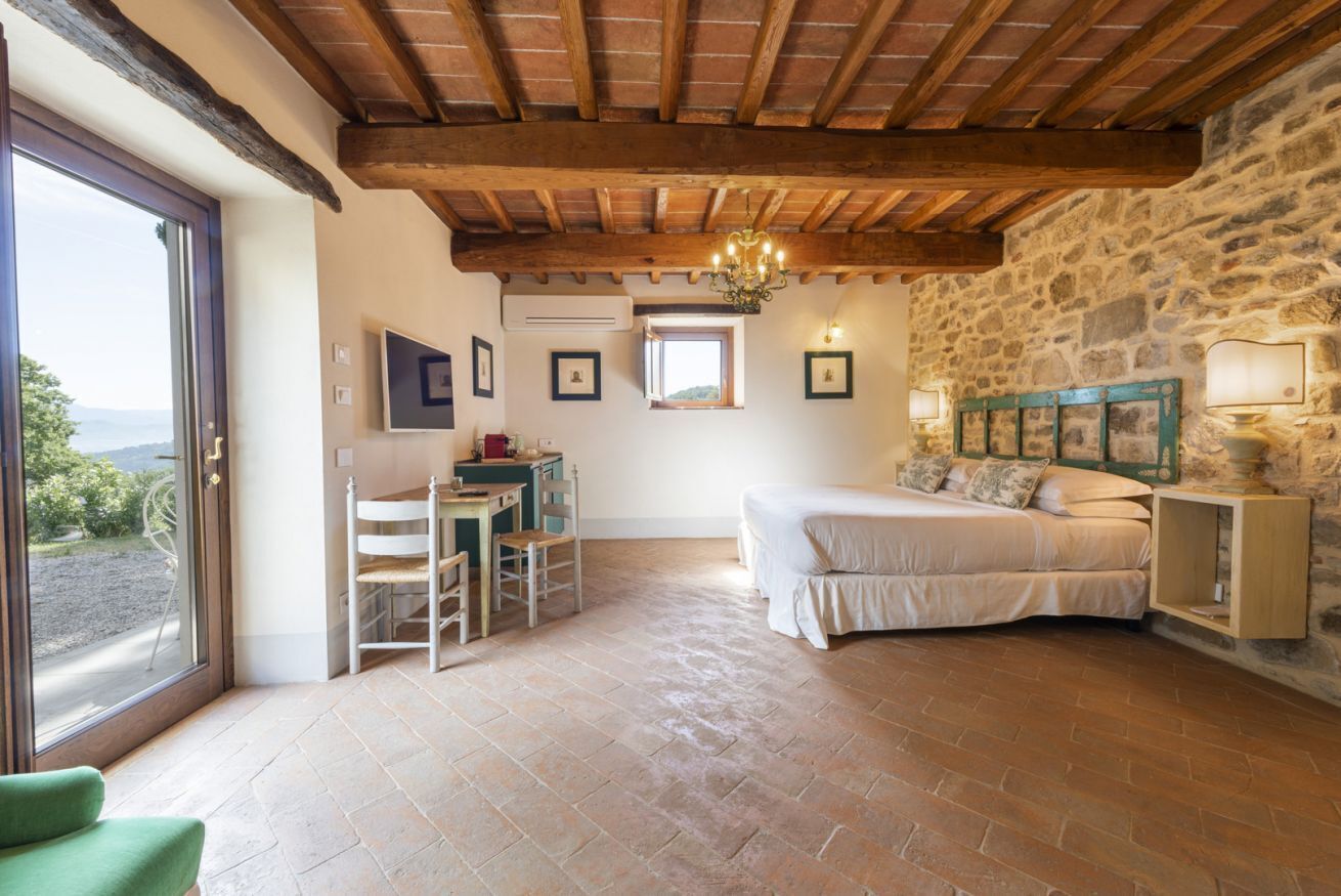 10 camere, Wi-Fi, lenzuola