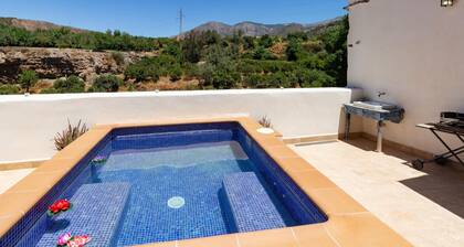 Fantastic rural house in the Lecrín Valley