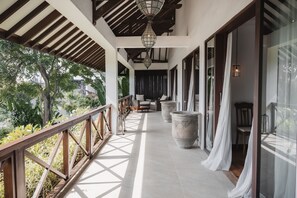 Villa, 4 Schlafzimmer | Balkon