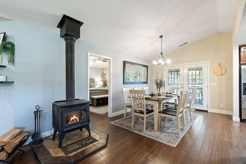 Yosemite, Hot Tub, Pets - Memories!