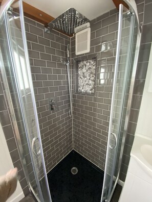 Shower, rainfall showerhead