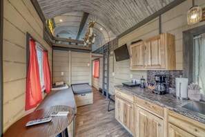 Interior - Tiny House Tabor - downtown & Pet Friendly (Leadville)